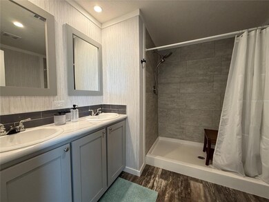 105 W Saint Johns Way, Apollo Beach, FL 33572 - photo 6