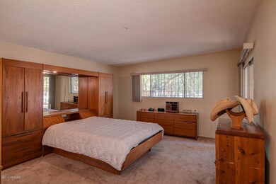 6; Master Bedroom
