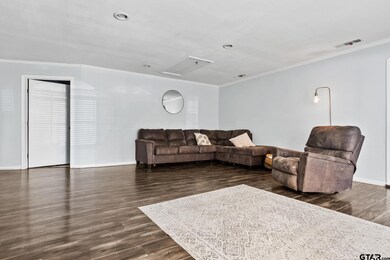 10921 County Road 2250, Tyler, TX 75707 - photo 5