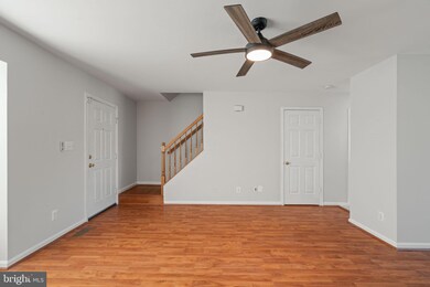 3404 Tuckahoe Ct, Dumfries, VA 22026 - photo 5