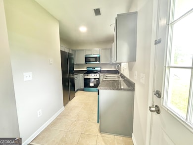 739 Wheel House Ln unit A, Monroe, GA 30655 - photo 5