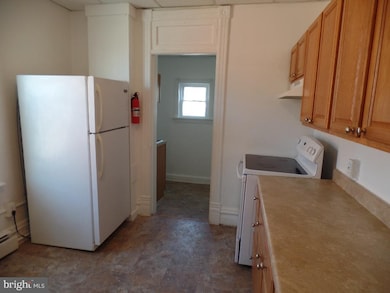 334 Mitchell Ave unit 3, Hagerstown, MD 21740 - photo 2