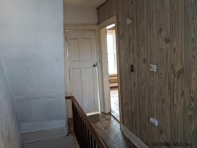 177 2nd St, Albany, NY 12210 - photo 2