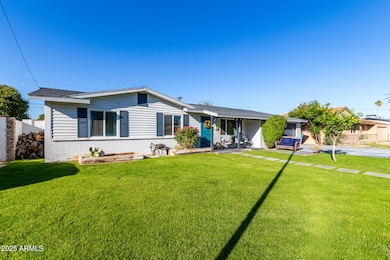 2216 W Berridge Ln, Phoenix, AZ 85015 - photo 2