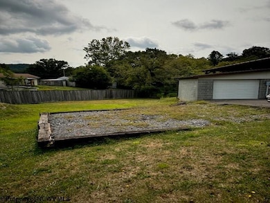 2643 Laurel Park Rd, Clarksburg, WV 26301 - photo 7