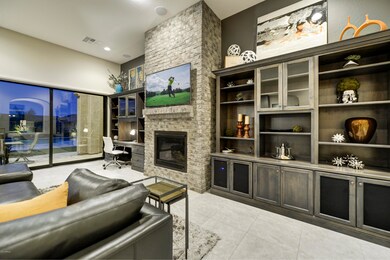 007_Family Built Ins