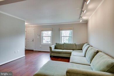 3050 Hickory Grove Ct, Fairfax, VA 22031 - photo 5