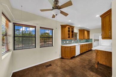1110 Oleander Cir St George UT-large-010