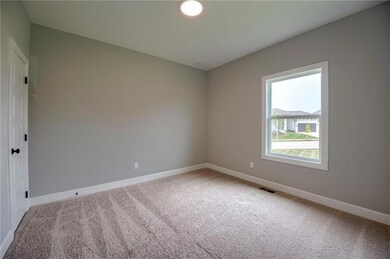 14960 S Haskins St, Olathe, KS 66062 - photo 6