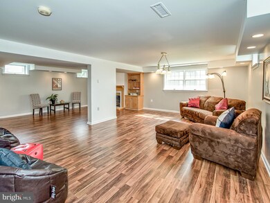 8209 Lookout Ln, Frederick, MD 21702 - photo 3