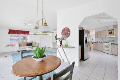 Breakfast Room