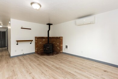 61381 Franke Ln, Bend, OR 97702 - photo 7