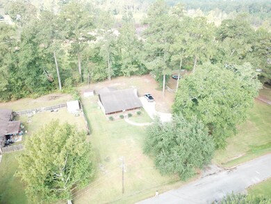 9 Cedarbrook Ln, Laurel, MS 39443 - photo 2