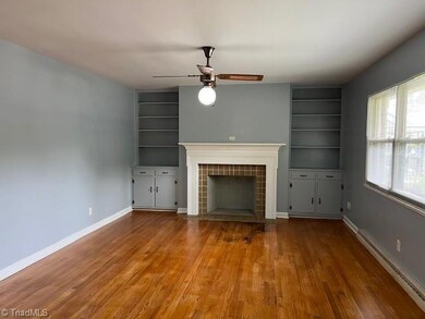 409 Gilmer Cir, Reidsville, NC 27320 - photo 2