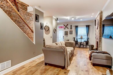 Living/Dining Area