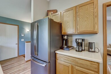 1180 S Perry Pkwy, Oregon, WI 53575 - photo 7