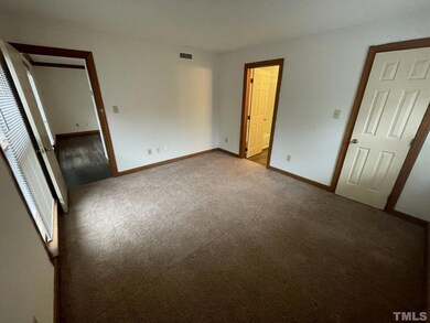 3504 Ivy Commons Dr unit 101, Raleigh, NC 27606 - photo 5