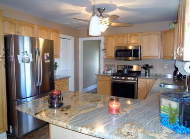 20 Middle Lane, Long Branch 002