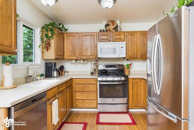 5351 Whispering Spruce Drive-large-008-1