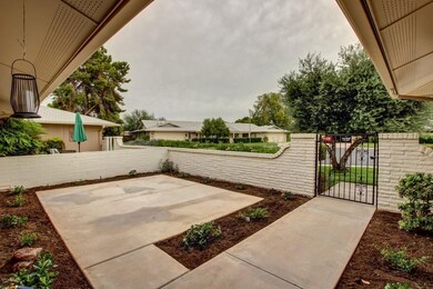 9885 W Spanish Moss Ct unit 56, Sun City, AZ 85373 - photo 6