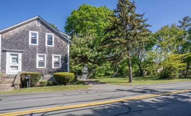 257 Russells Mills Rd, South Dartmouth, MA 02748 - photo 3