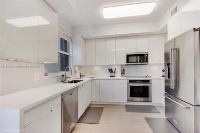 721 Crandon Blvd unit 208, Key Biscayne, FL 33149 - photo 4