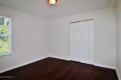 1130 Pangola Dr, Jacksonville, FL 32205 - photo 7