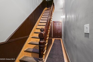 photos_high_resolution_368_Madison_Ave_A