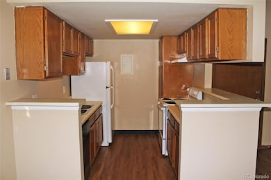 907 S Yampa St unit 205, Aurora, CO 80017 - photo 6