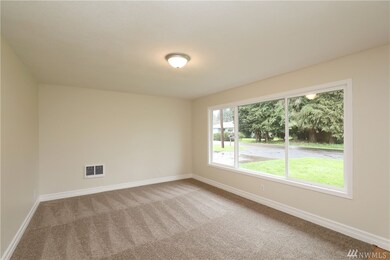 2621 32nd Ave, Longview, WA 98632 - photo 2