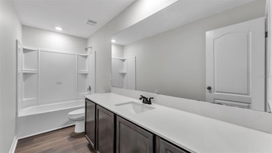 1415 Swan Lake Cir, Dundee, FL 33838 - photo 7