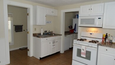 188 E Central St unit A, Franklin, MA 02038 - photo 4