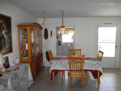 2561 Emory Dr W unit G, West Palm Beach, FL 33415 - photo 7