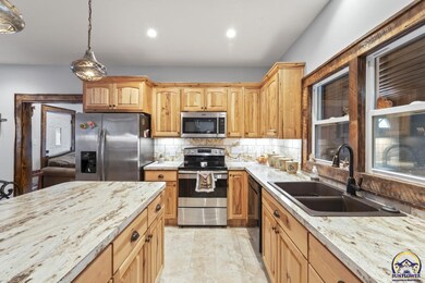 313 Elm, Overbrook, KS 66524 - photo 3