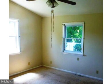 1540 Fairmount St, Bethlehem, PA 18017 - photo 7