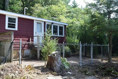 47 Lake Shore Dr, Middleboro, MA 02346 - photo 4