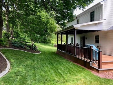 2022 Brook Cir, Macungie, PA 18062 - photo 6