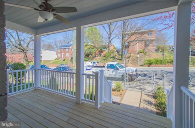 302 Division Ave NE, Washington, DC 20019 - photo 3