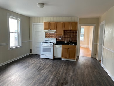 17 Hazel St unit 2, Salem, MA 01970 - photo 3