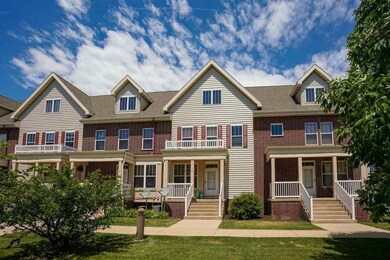 40 S Gardens Way, Fitchburg, WI 53711 - photo 2