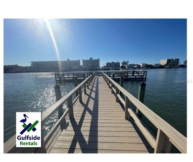 Come play in the sun! Imperial Point has so much waterfront fun to offer!