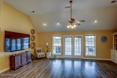 1197 Cross Creek Dr E, Hernando, MS 38632 - photo 5