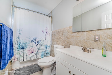 345 Milton Ave, Staten Island, NY 10306 - photo 5