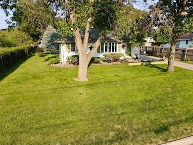 6101 SW 2nd St, Des Moines, IA 50315 - photo 3