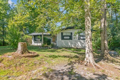 204 Country Club Dr, Jacksonville, NC 28546 - photo 2