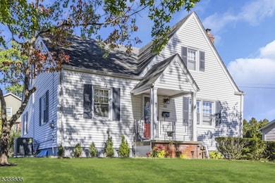 172 Columbia Ave, North Plainfield, NJ 07060 - photo 2