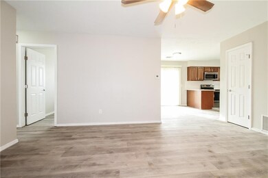 301 Vickie Dr, Oklahoma City, OK 73115 - photo 5