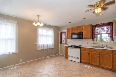 1624 Sheffield Ave, Niles, MI 49120 - photo 4