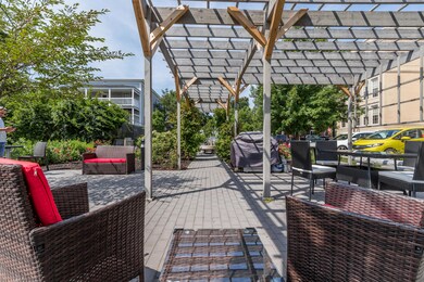 172 Falmouth St unit 105, Portland, ME 04102 - photo 6