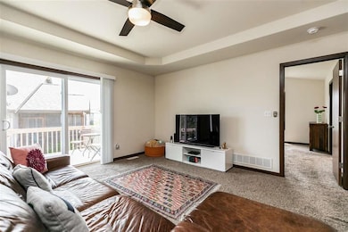 2109 Snapdragon Cir SW, Cedar Rapids, IA 52404 - photo 4